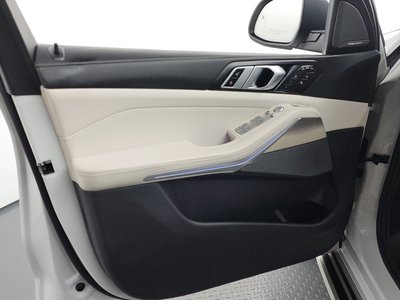 2025 BMW X7 缩略图 14