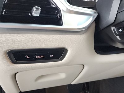2025 BMW X7 缩略图 29