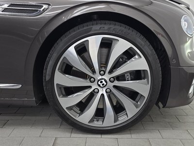 2022 Bentley FLYING SPUR photo 8