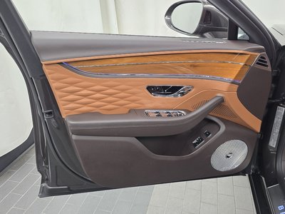 2022 Bentley FLYING SPUR 缩略图 14