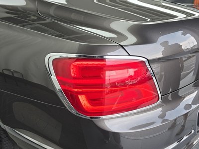 2022 Bentley FLYING SPUR photo 10