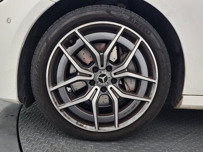 MERCEDES-BENZ E-CLASS - 6