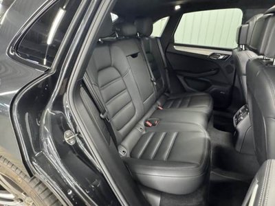 PORSCHE MACAN - 5