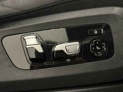 2025 BMW X7 缩略图 20