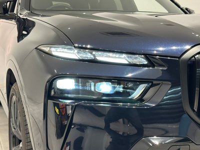 2025 BMW X7 缩略图 13