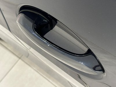 2025 BMW X7 缩略图 16