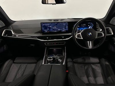 2025 BMW X7 缩略图 42