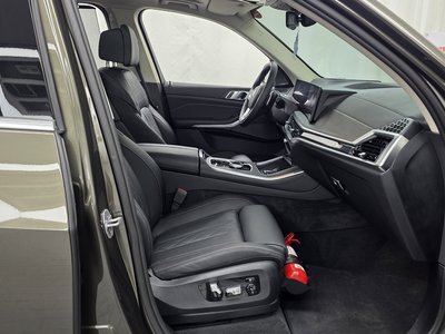 2025 BMW X5 — миниатюра 17