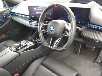 BMW I5 - 3