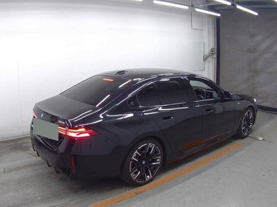 BMW I5 - 5
