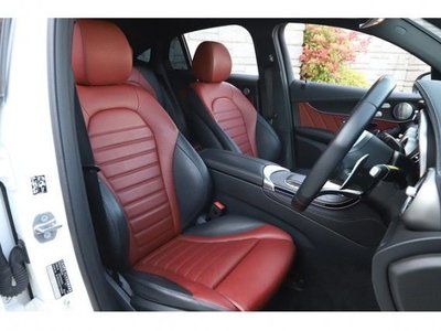 MERCEDES-BENZ GLC - 8