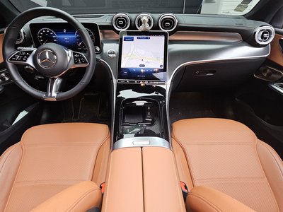 2025 Mercedes-BENZ GLC — фото 5