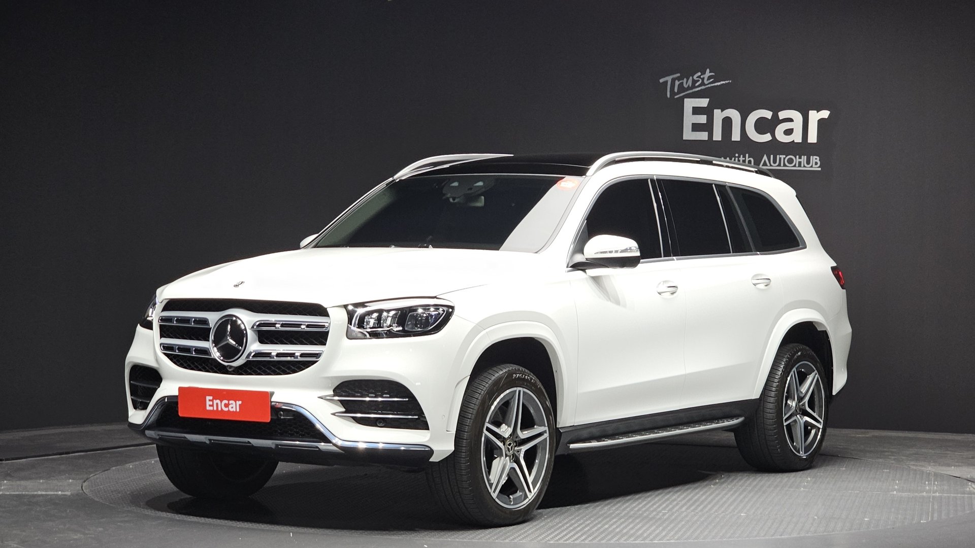 MERCEDES-BENZ GLS - View 1