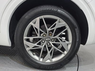 صورة 8 لـ 2021 Genesis GV70