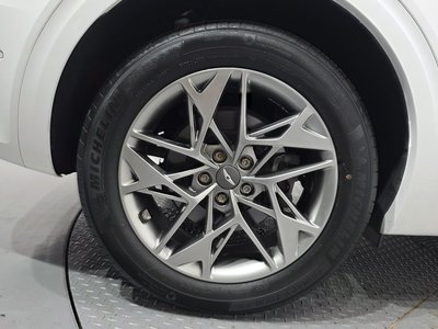 صورة 6 لـ 2021 Genesis GV70