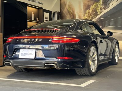 PORSCHE 911 - 4