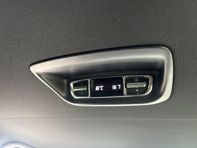 2025 Mercedes-BENZ V-CLASS — миниатюра 46