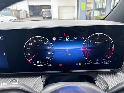 2025 Mercedes-BENZ V-CLASS — миниатюра 21