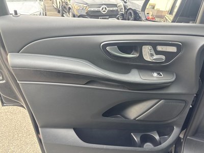 2025 Mercedes-BENZ V-CLASS — миниатюра 26