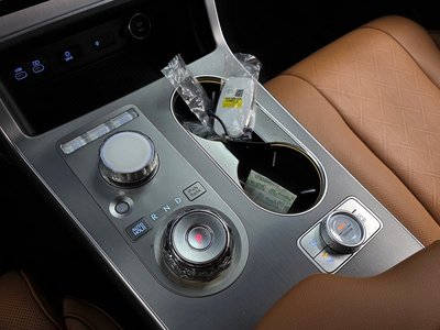 GENESIS GV80 - 9