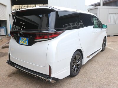 TOYOTA VELLFIRE - 8