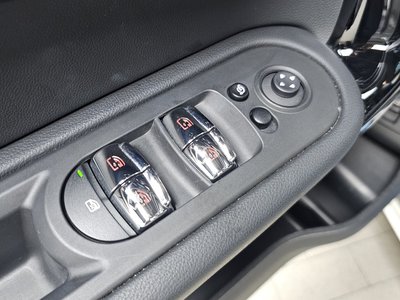 2023 MINI COOPER COUNTRYMAN 缩略图 26