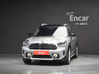 2023 MINI COOPER COUNTRYMAN photo 2