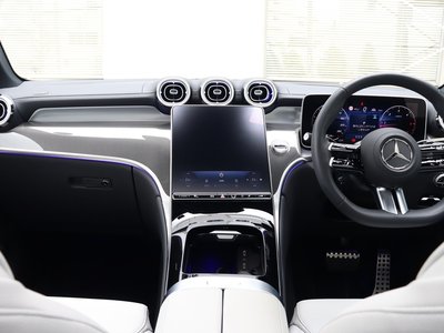 MERCEDES-BENZ GLC - 4