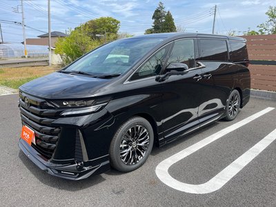 TOYOTA VELLFIRE - 1