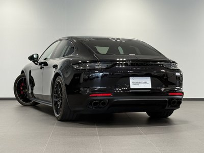 2021 Porsche PANAMERA photo 3