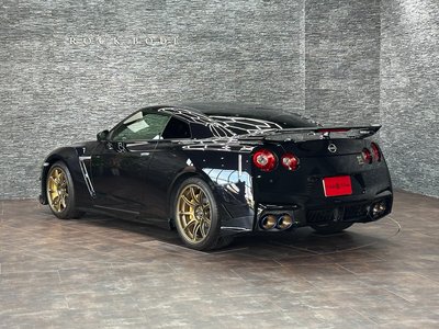 NISSAN GT-R - 5