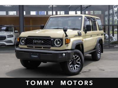 2025 Toyota LAND CRUISER 70 — фото 1
