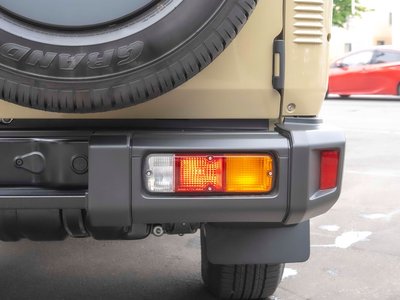 2025 Toyota LAND CRUISER 70 — миниатюра 40