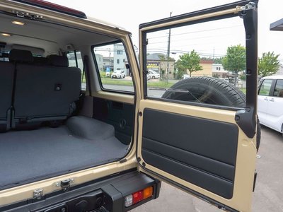 2025 Toyota LAND CRUISER 70 — миниатюра 59