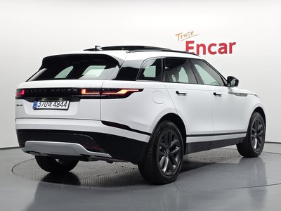 LAND ROVER RANGE ROVER VELAR - 3