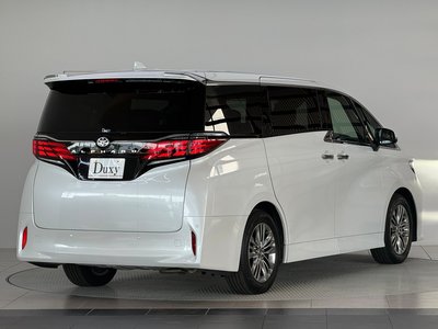 2026 Toyota ALPHARD — миниатюра 11
