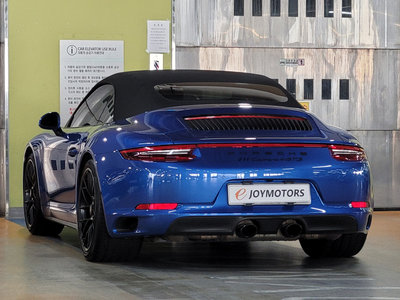 2017 Porsche 911 photo 3