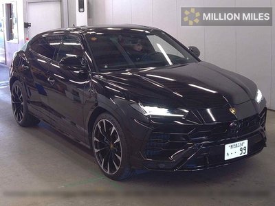 LAMBORGHINI URUS - 1