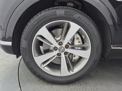 GENESIS GV80 - 6