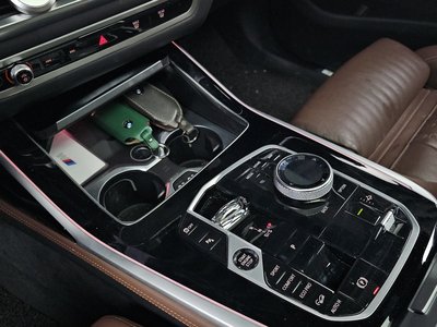 BMW X7 - 9