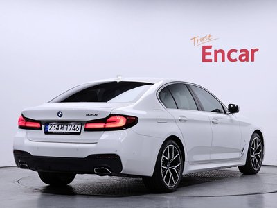BMW 5 SERIES - 3