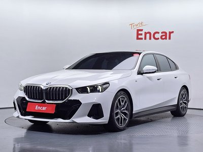 BMW 5 SERIES - 1
