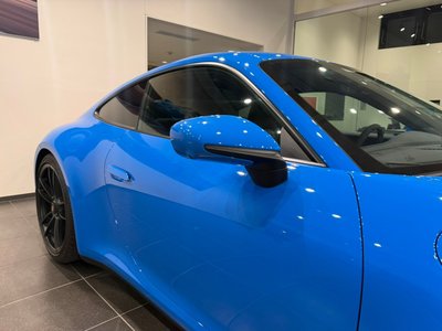PORSCHE 911 - 6