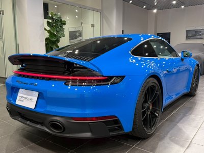 PORSCHE 911 - 10