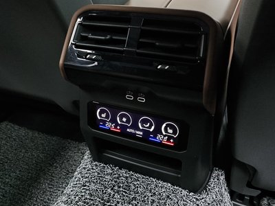 2023 BMW 5 SERIES 缩略图 31