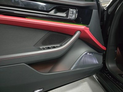 PORSCHE PANAMERA - 4