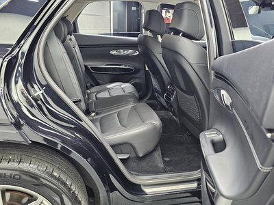 2021 Genesis GV70 — миниатюра 12