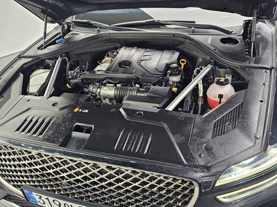 صورة 7 لـ 2021 GENESIS GV70