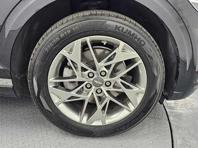 صورة 6 لـ 2021 GENESIS GV70