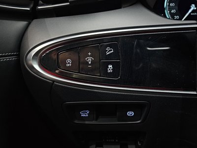 2021 Genesis GV70 — миниатюра 17